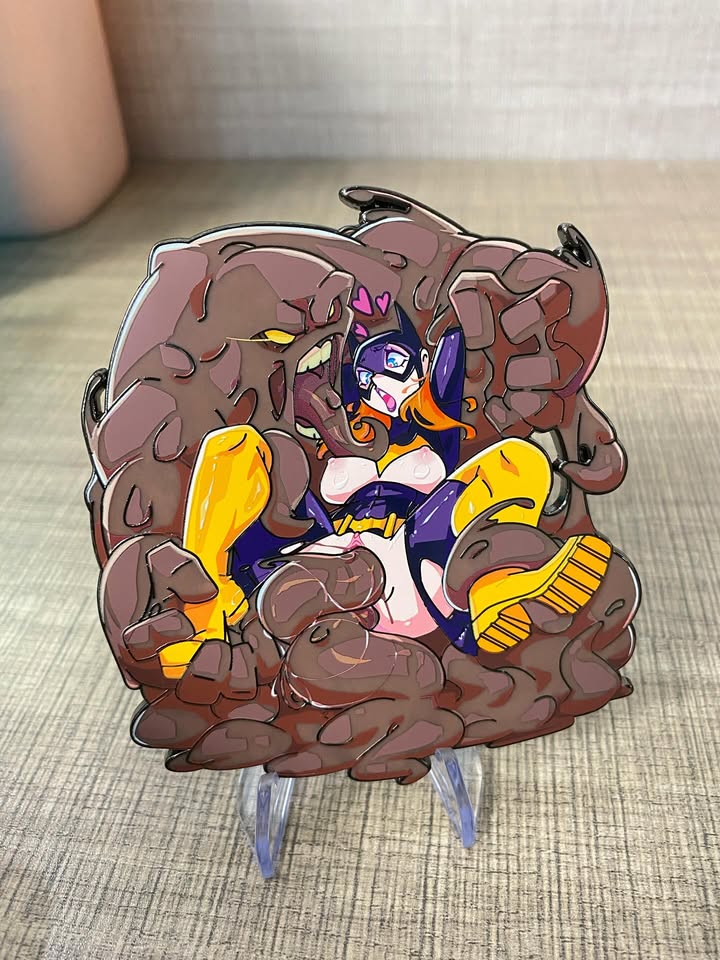 Clayface x Batgirl Pin