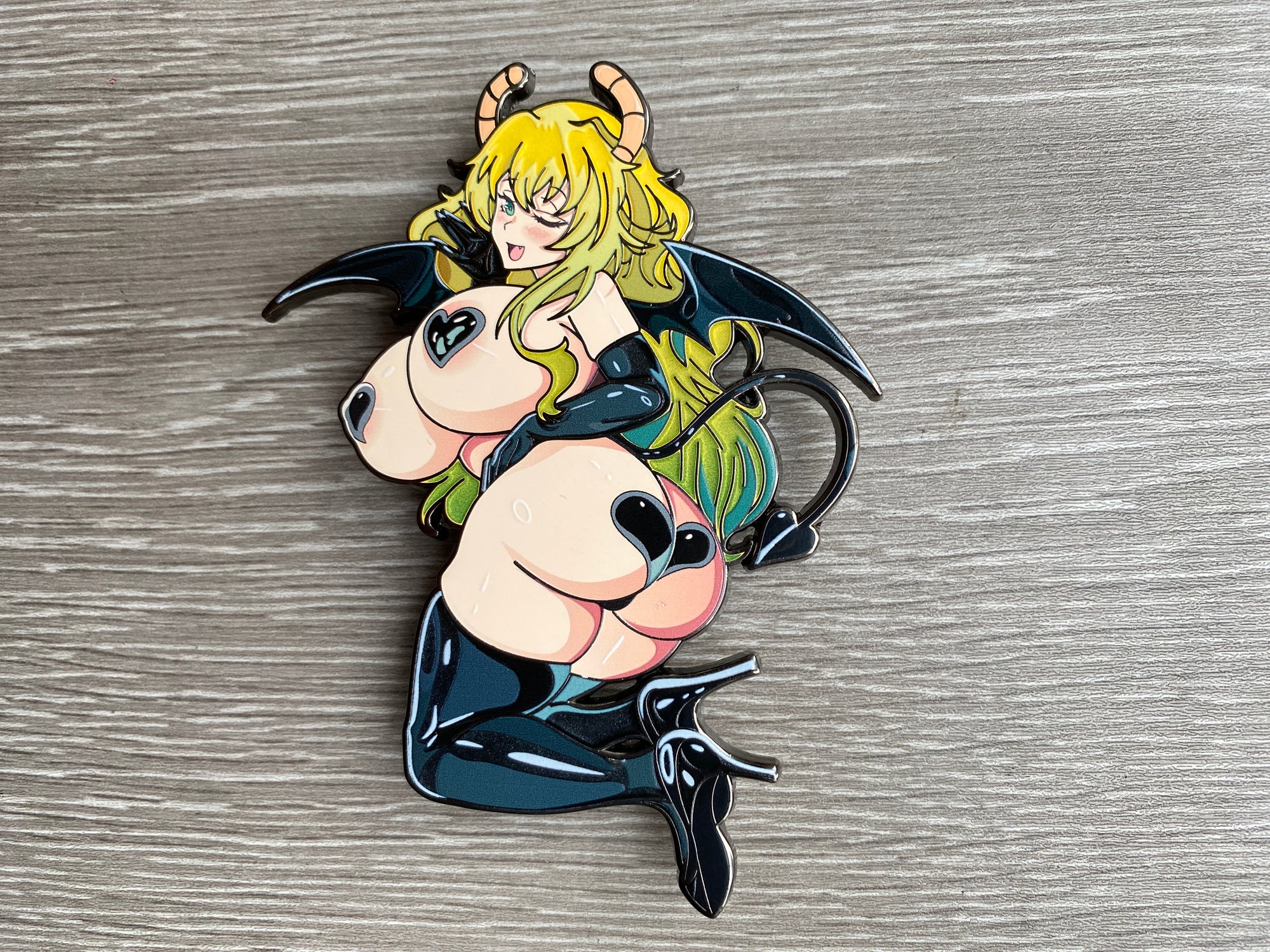 Succubus Lucoa Pin