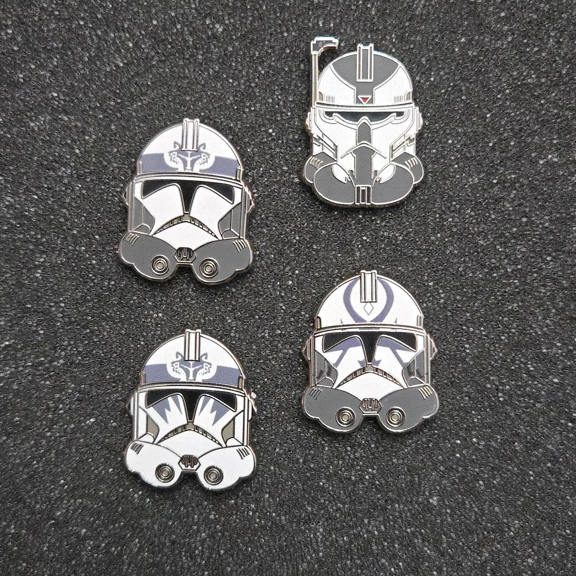 Helmet Pin Wolf Pack Pins